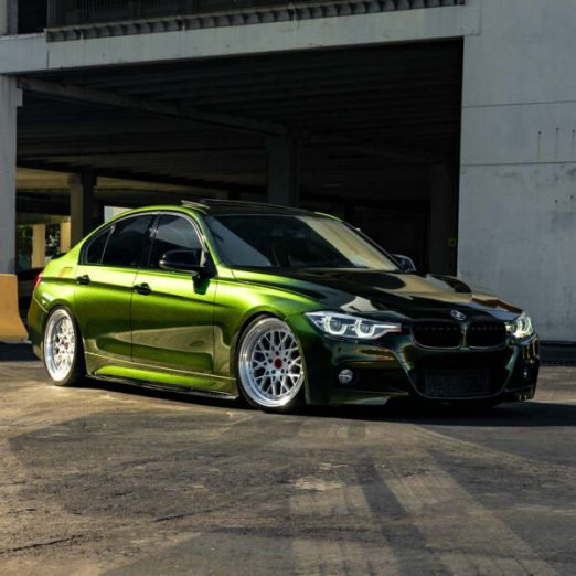 Gloss-Metallic-Billionaire-Green_4-600x600